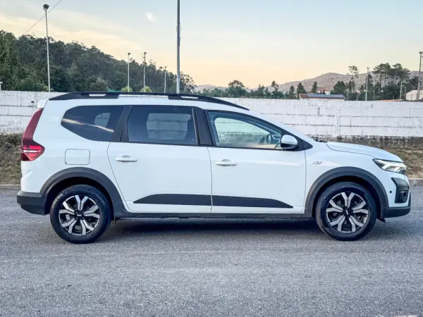 Dacia Jogger 1.0 ECO-G Expression 7L Bi-Fuel 6