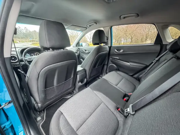 Hyundai Kauai Advantage 23