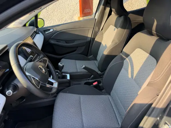Renault Clio 1.0 TCe Intens Bi-Fuel 11