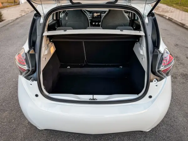 Renault Zoe (c/ Bateria) Zen 50 11