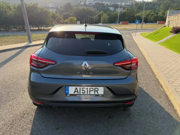 Renault Clio 1.0 TCe Intens Bi-Fuel 9