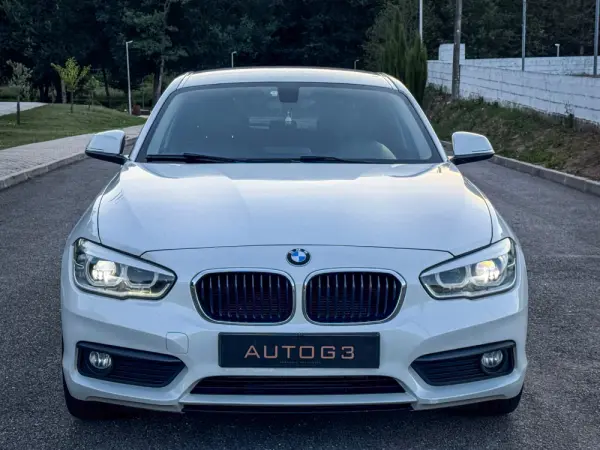 BMW 116 d Line Luxury Auto 2