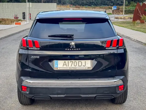Peugeot 3008 1.5 BlueHDi Active Pack EAT8 10