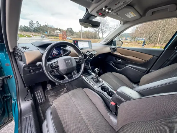 DS DS3 Crossback 1.2 PureTech Roofs of Paris 15