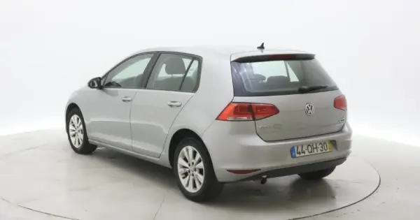 Volkswagen Golf 1.6 TDi BlueMotion Confortline 3