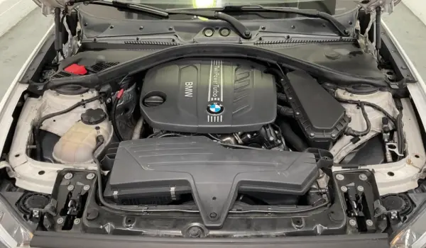 BMW 118 D Pack-M 10