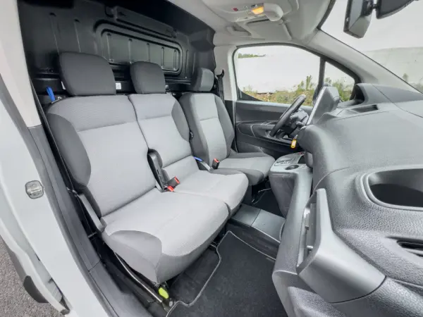 Peugeot e-Partner L2 FlexCab (50kWh) Pro 14