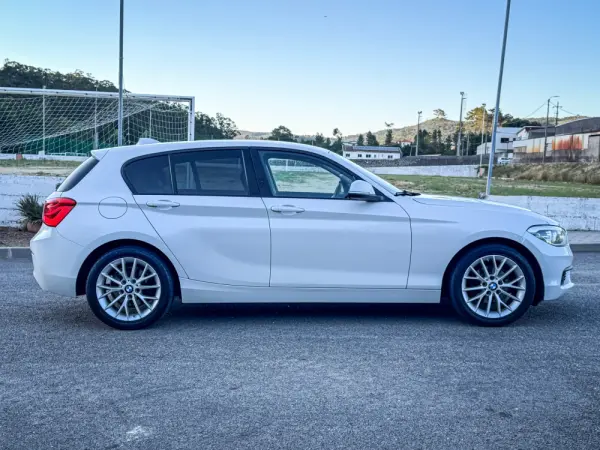 BMW 116 d Line Luxury Auto 7
