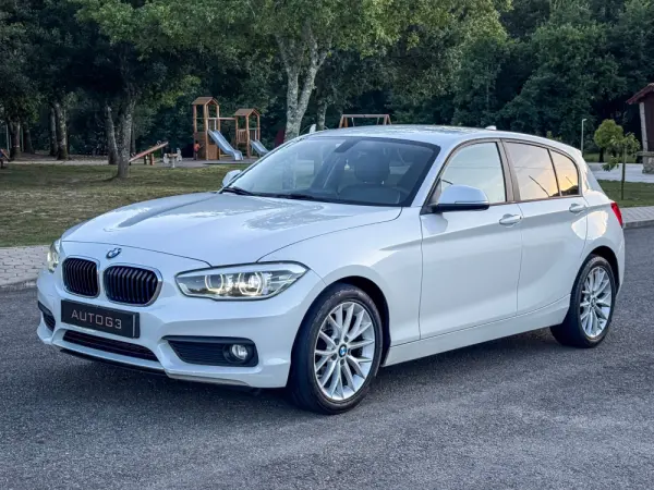 BMW 116 d Line Luxury Auto 4