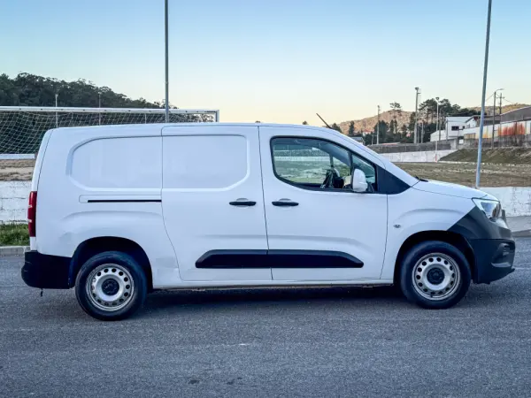 Opel Combo 1.5 CDTi L1H1 Elegance Plus 6