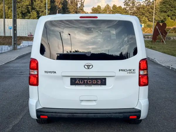 Toyota Proace Verso Outro 10