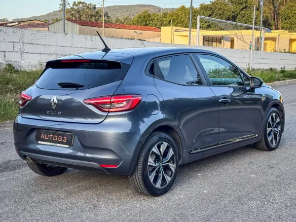 Renault Clio 1.0 TCe Intens Bi-Fuel 9