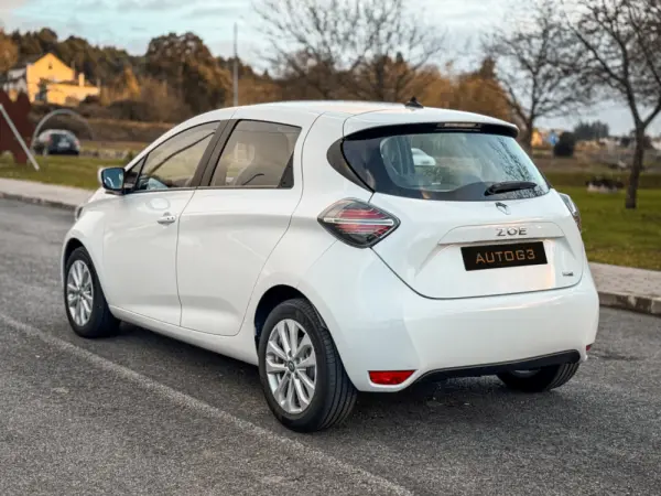 Renault Zoe (c/ Bateria) Zen 50 8