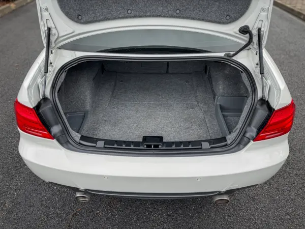 BMW 320 d M Sport Edition 14