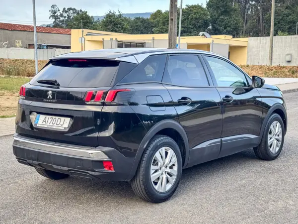 Peugeot 3008 1.5 BlueHDi Active Pack EAT8 9