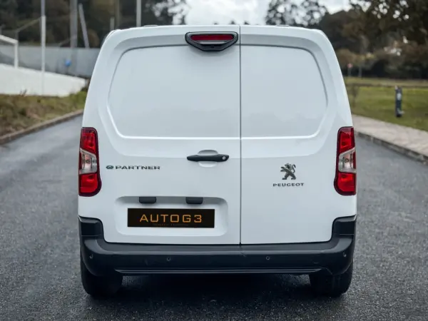Peugeot e-Partner L2 FlexCab (50kWh) Pro 10
