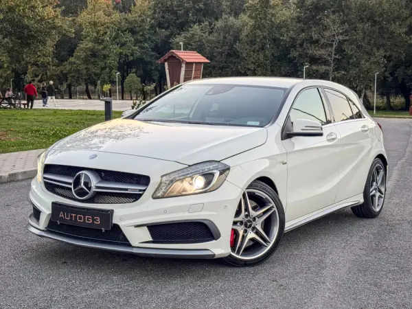 Mercedes-Benz A 45 AMG 4Matic Speedshift 7G-DCT 1