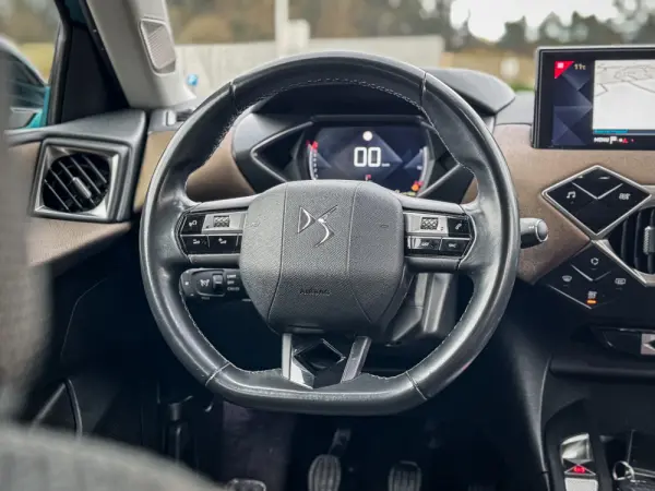 DS DS3 Crossback 1.2 PureTech Roofs of Paris 17