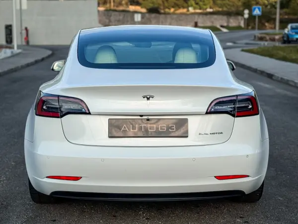 Tesla Model 3 Long Range AWD Dual Motor 9