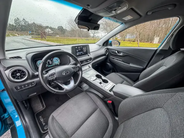 Hyundai Kauai Advantage 16