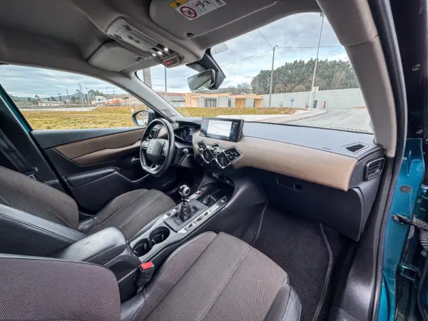 DS DS3 Crossback 1.2 PureTech Roofs of Paris 16