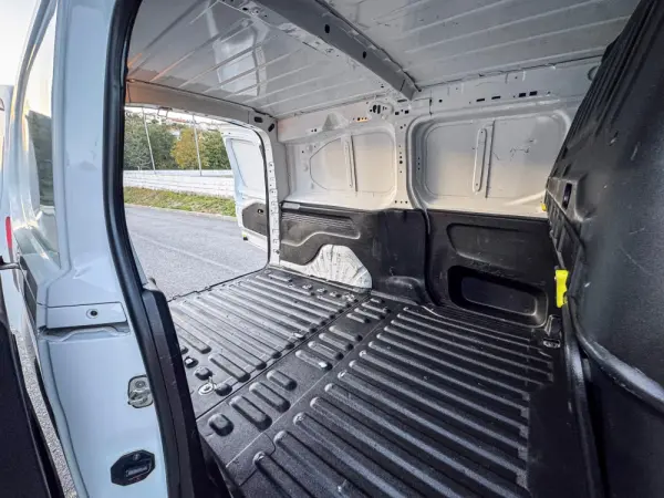 Opel Combo 1.5 CDTi L1H1 Elegance Plus 11
