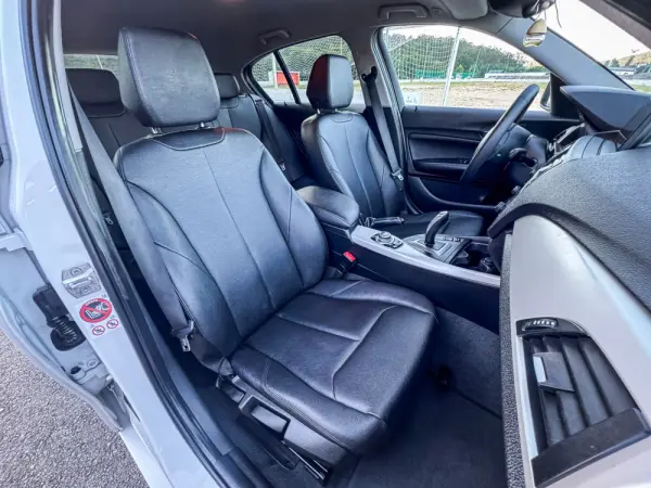 BMW 116 d Line Luxury Auto 14