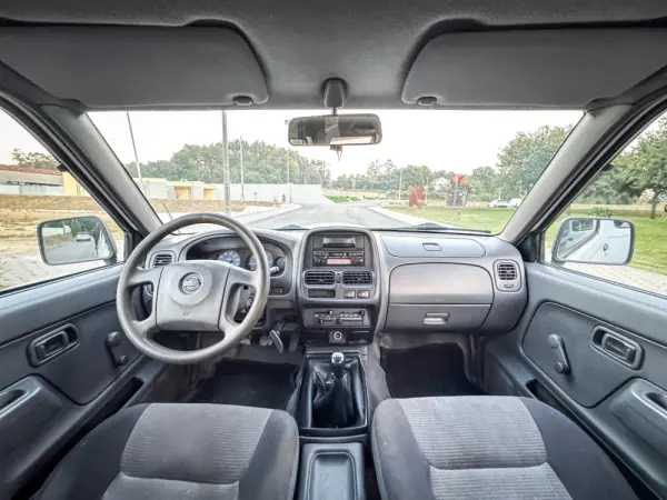 Nissan Pick Up 2.5 DDTi CD Comfort 2WD 11