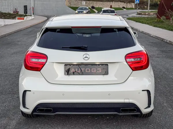 Mercedes-Benz A 45 AMG 4Matic Speedshift 7G-DCT 9