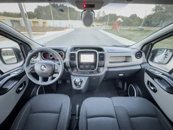 Renault Trafic 1.6 dCi L2H1 1.2T SS 12