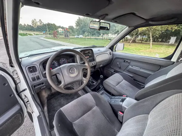 Nissan Pick Up 2.5 DDTi CD Comfort 2WD 14