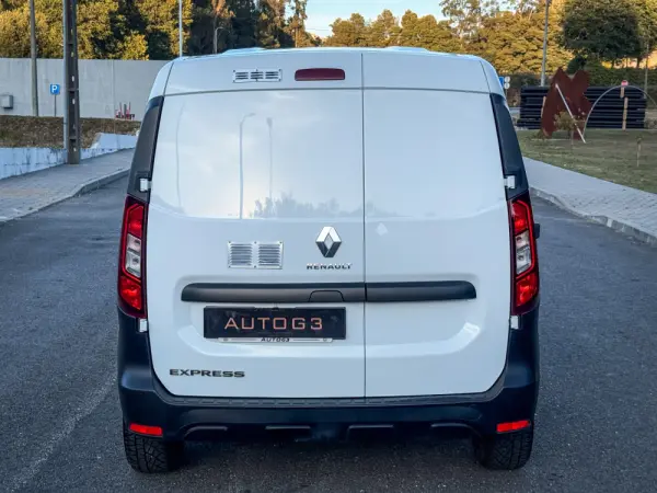 Renault Kangoo 10