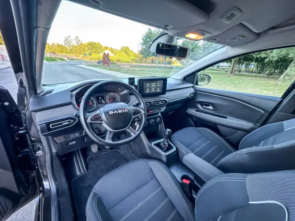 Dacia Jogger 1.0 ECO-G Expression 7L Bi-Fuel 13