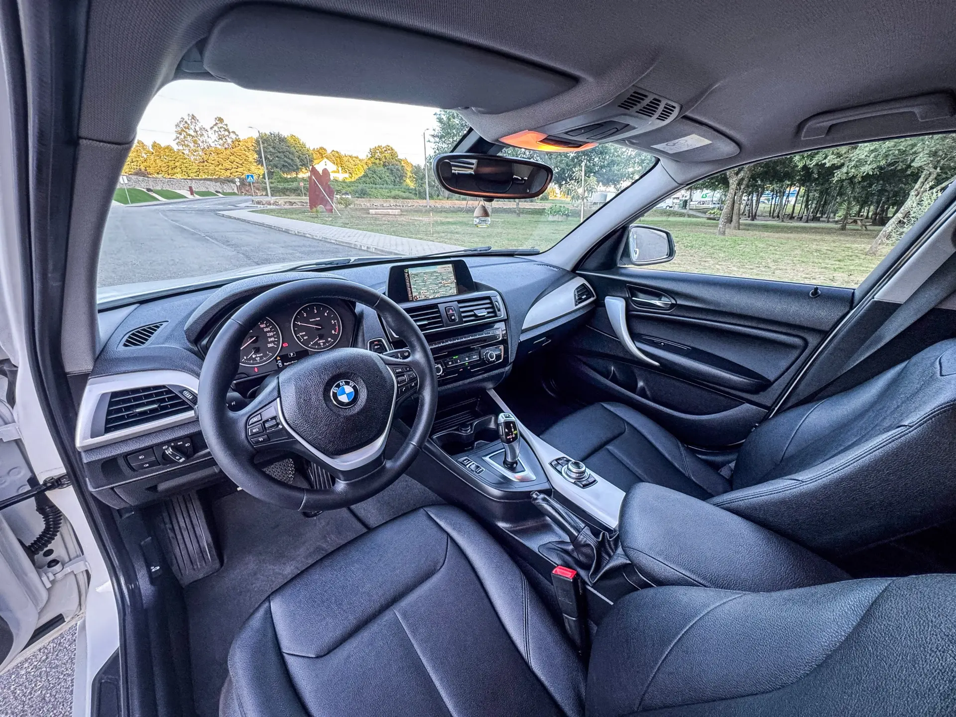 BMW 116 d Line Luxury Auto 15