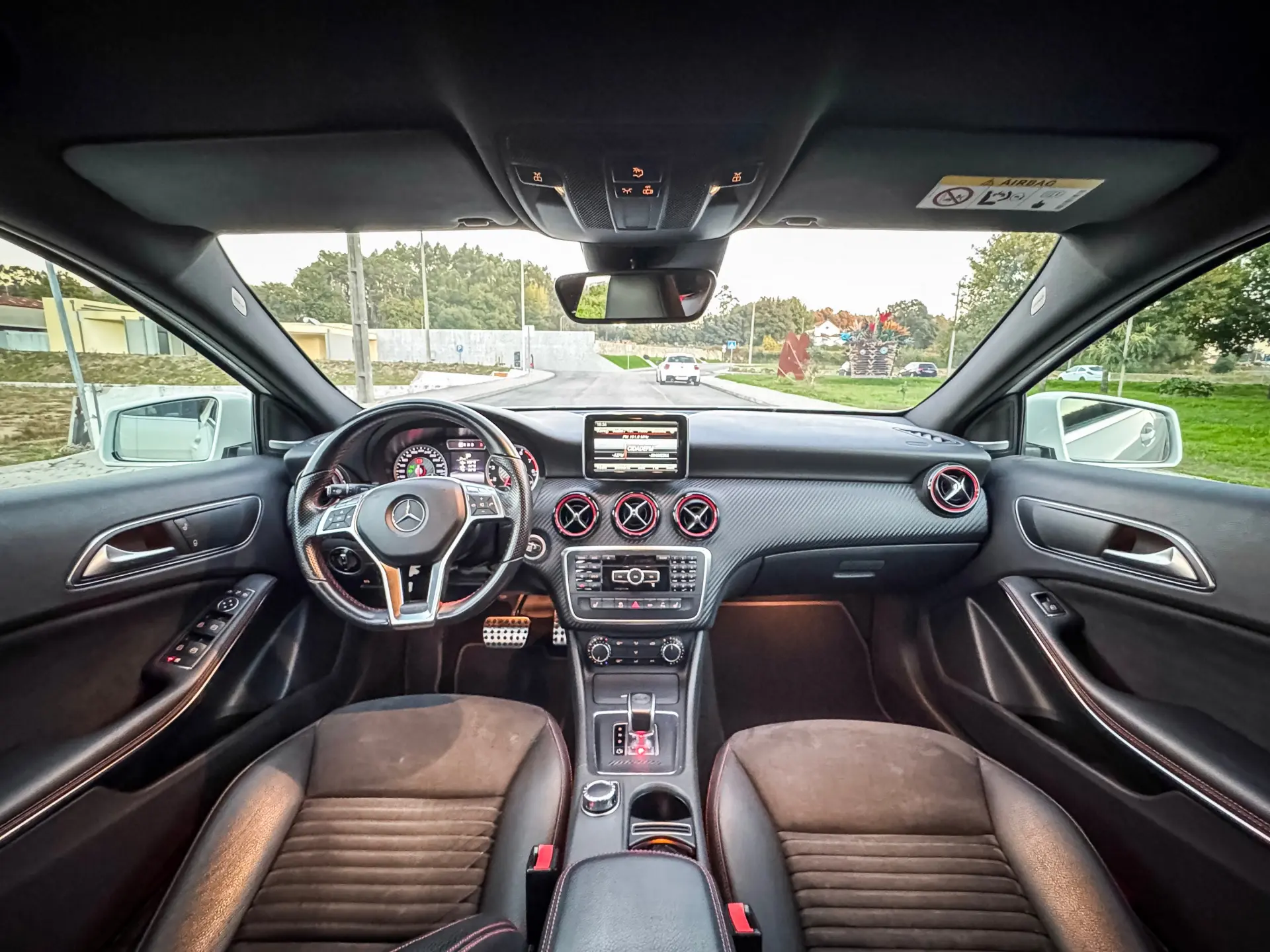 Mercedes-Benz A 45 AMG 4Matic Speedshift 7G-DCT 11