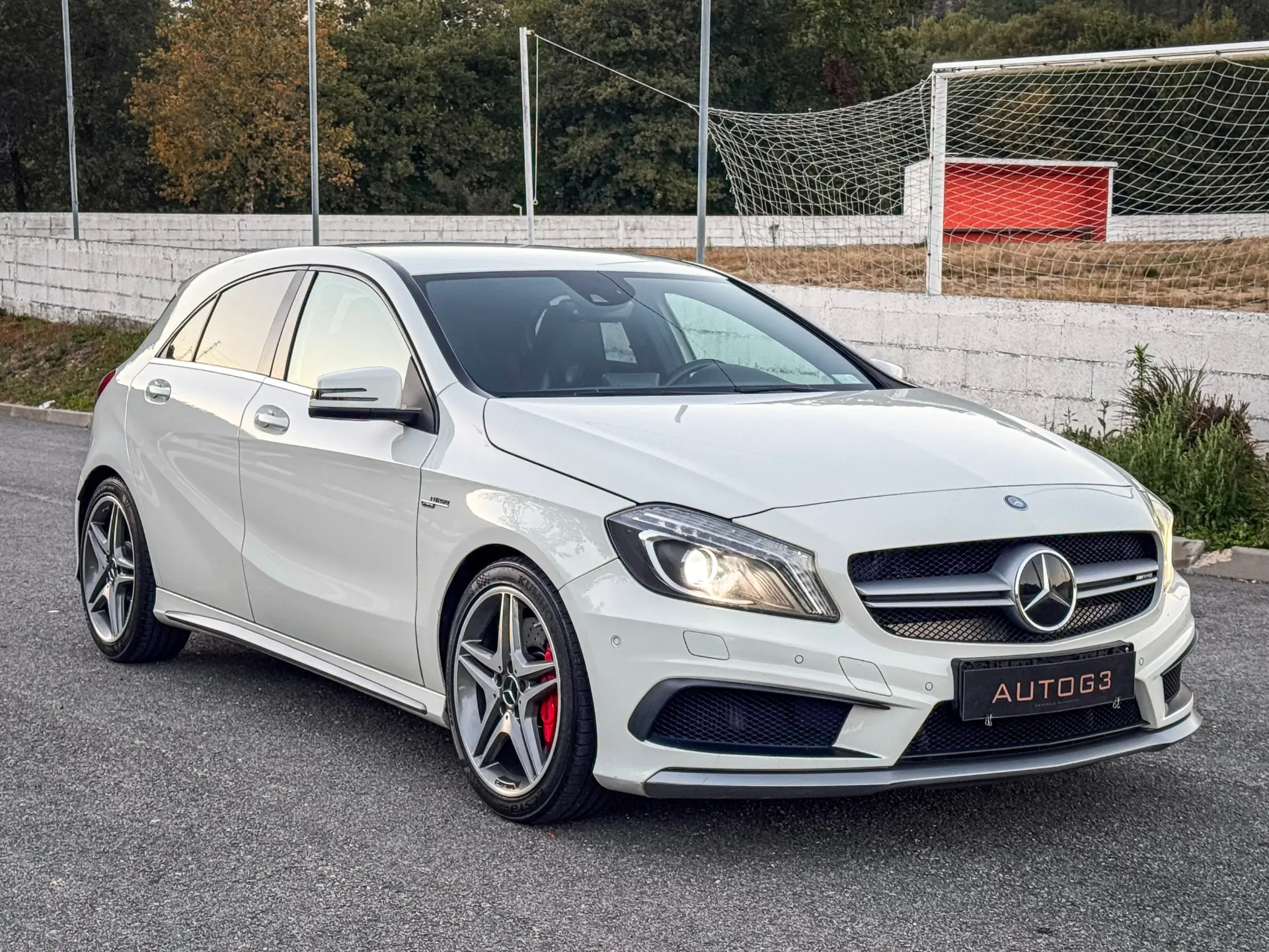 Mercedes-Benz A 45 AMG 4Matic Speedshift 7G-DCT 4