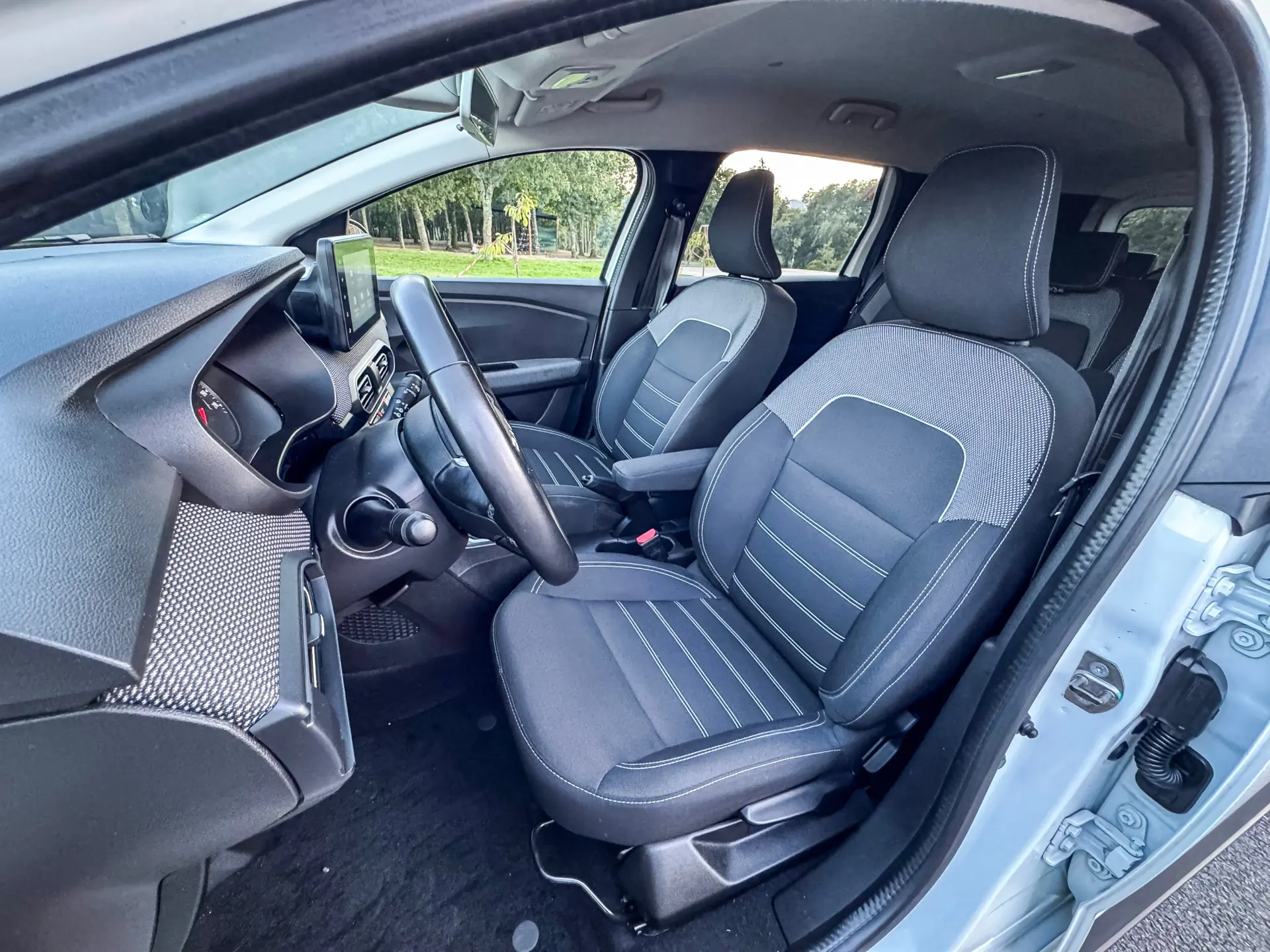Dacia Jogger 1.0 ECO-G Expression 7L Bi-Fuel 12