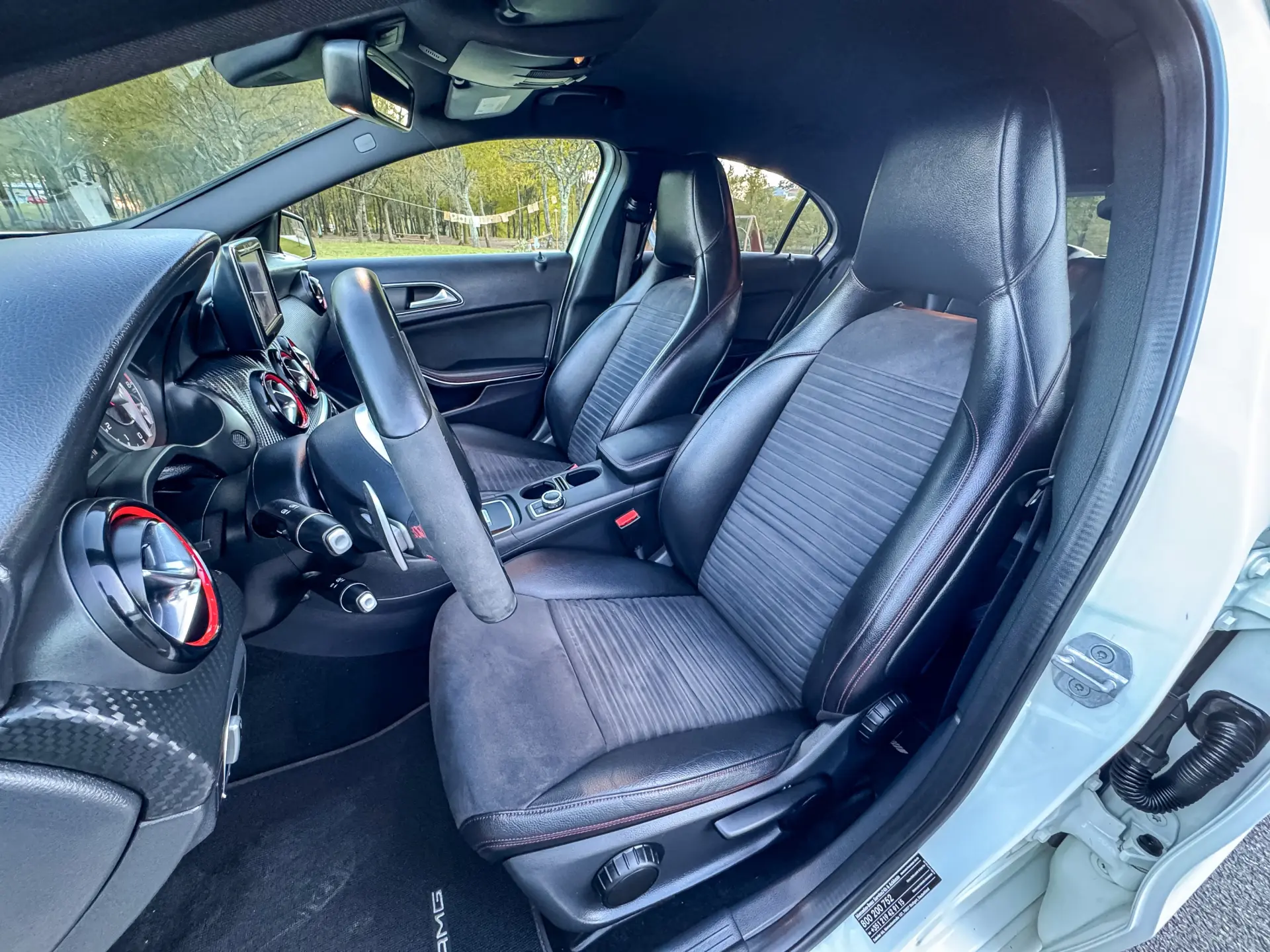 Mercedes-Benz A 45 AMG 4-Matic 14