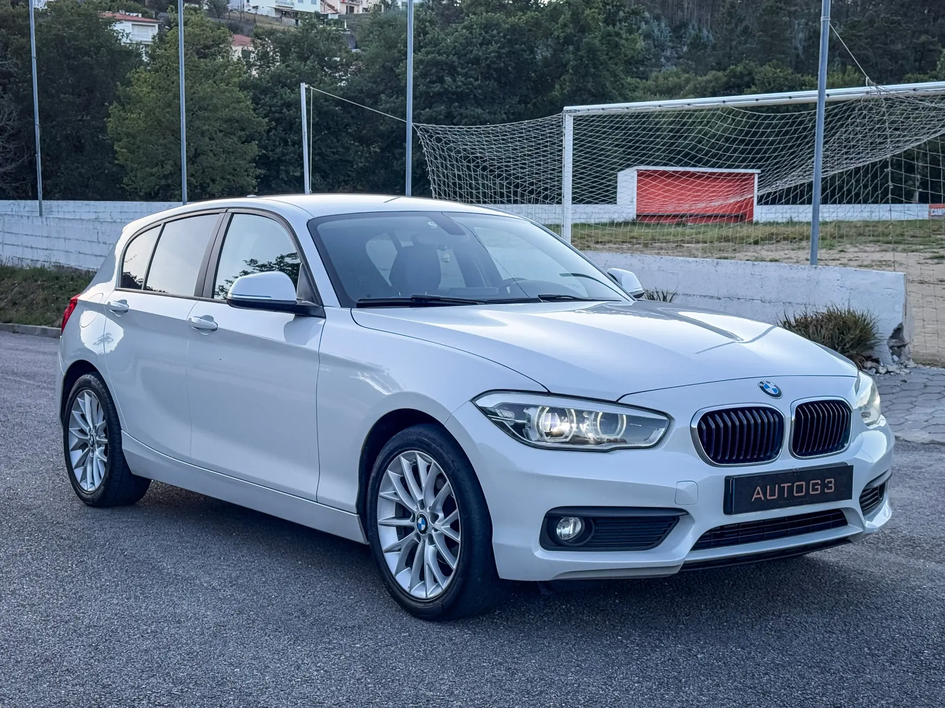 BMW 116 d Line Luxury Auto 5
