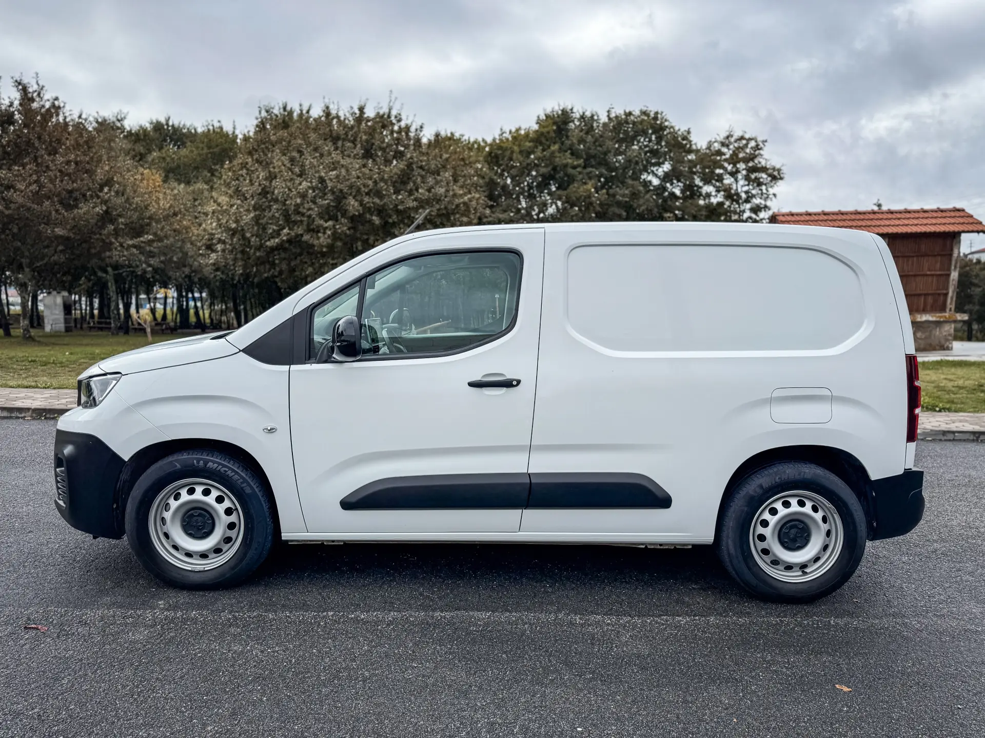 Peugeot e-Partner L2 FlexCab (50kWh) Pro 6
