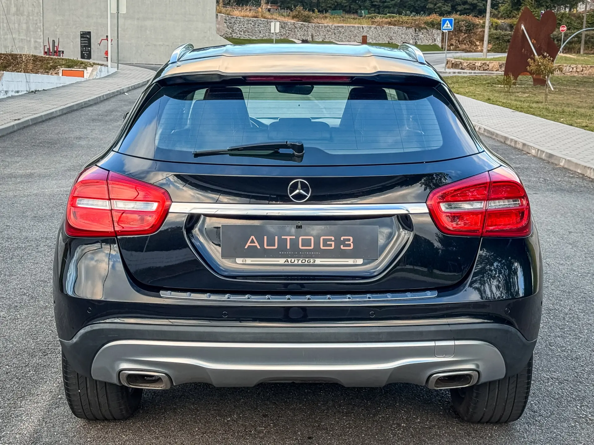 Mercedes-Benz GLA 220 d Urban 4-Matic 10