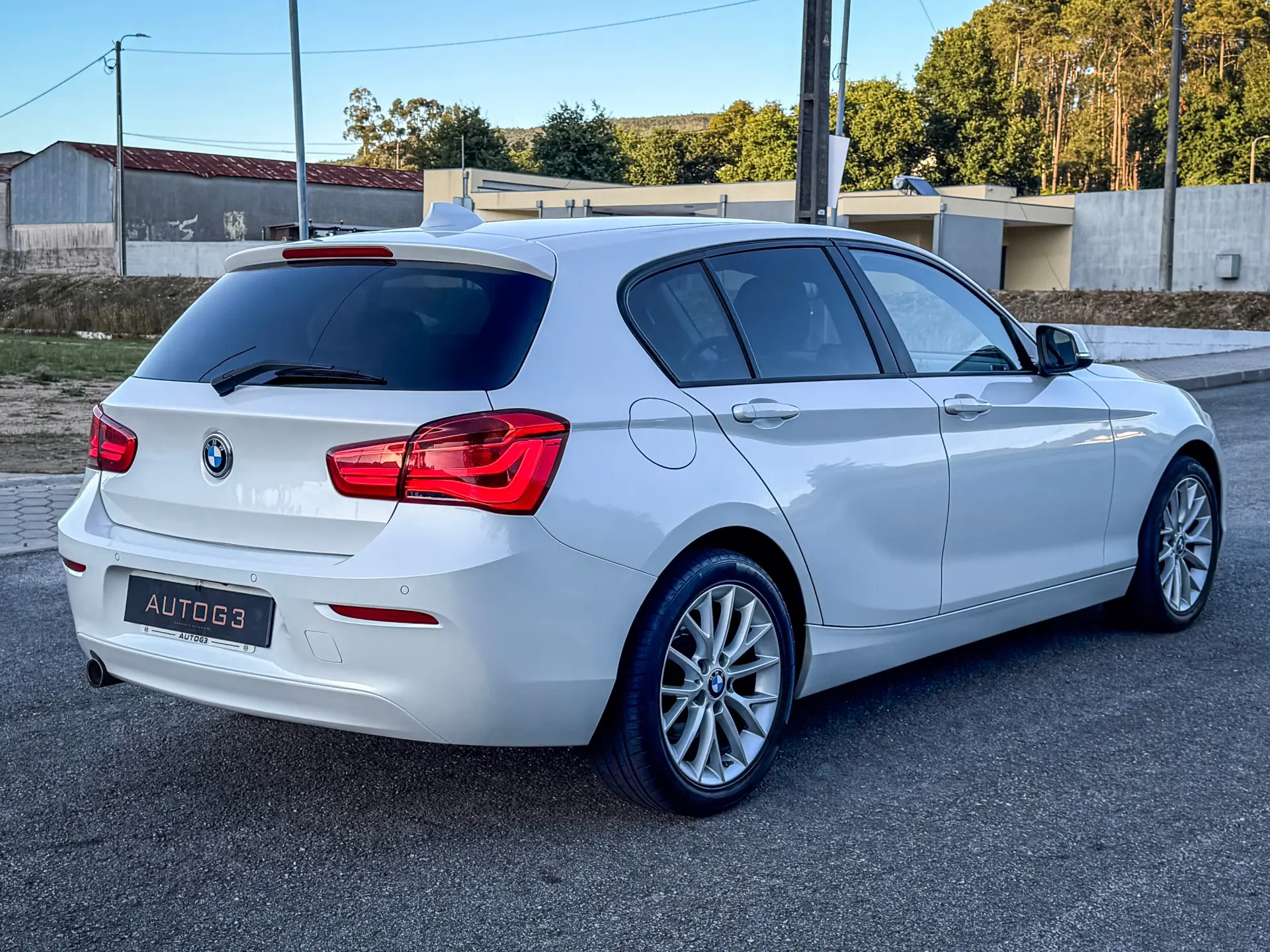BMW 116 d Line Luxury Auto 9