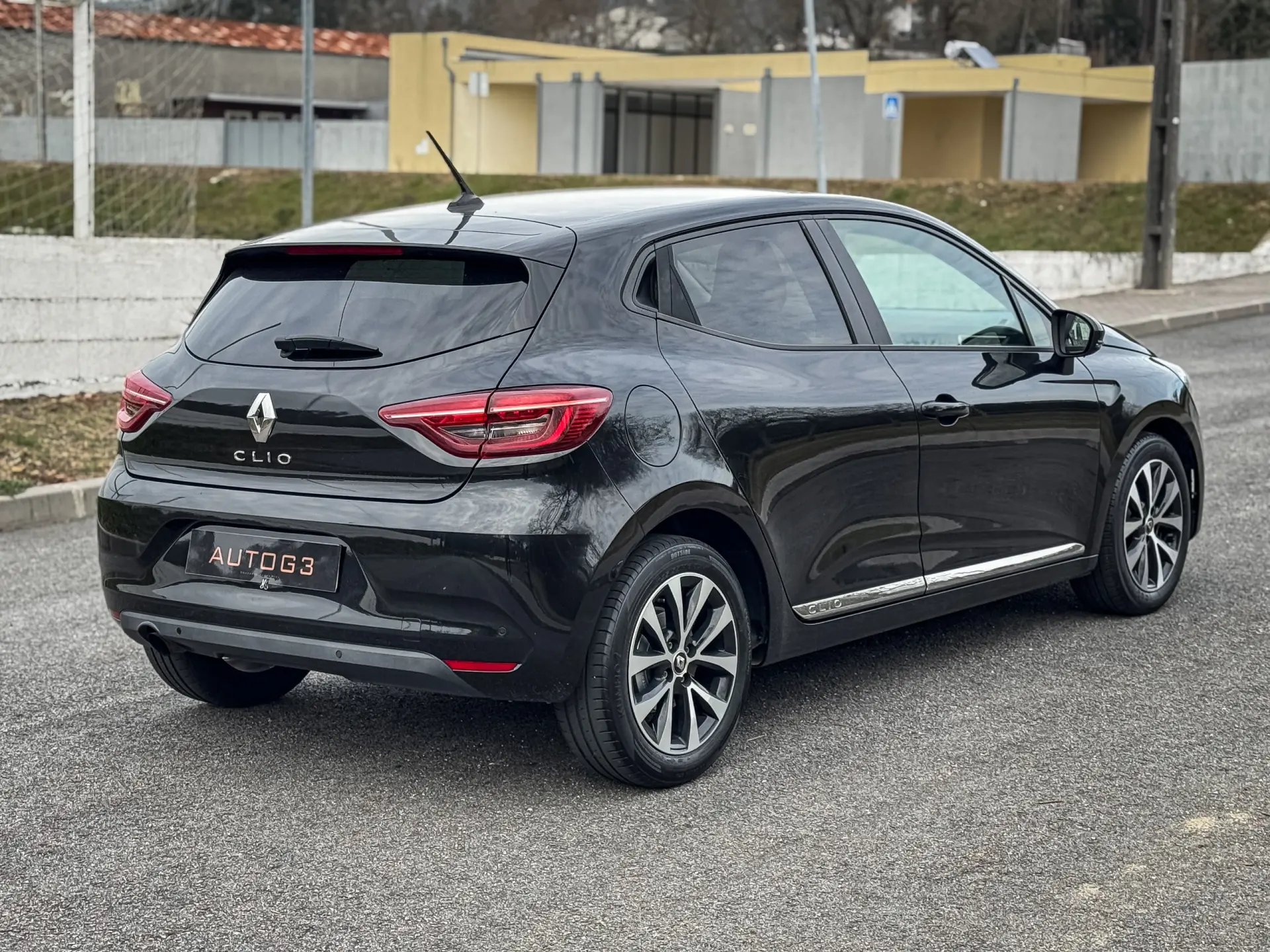 Renault Clio 1.0 TCe Intens 9