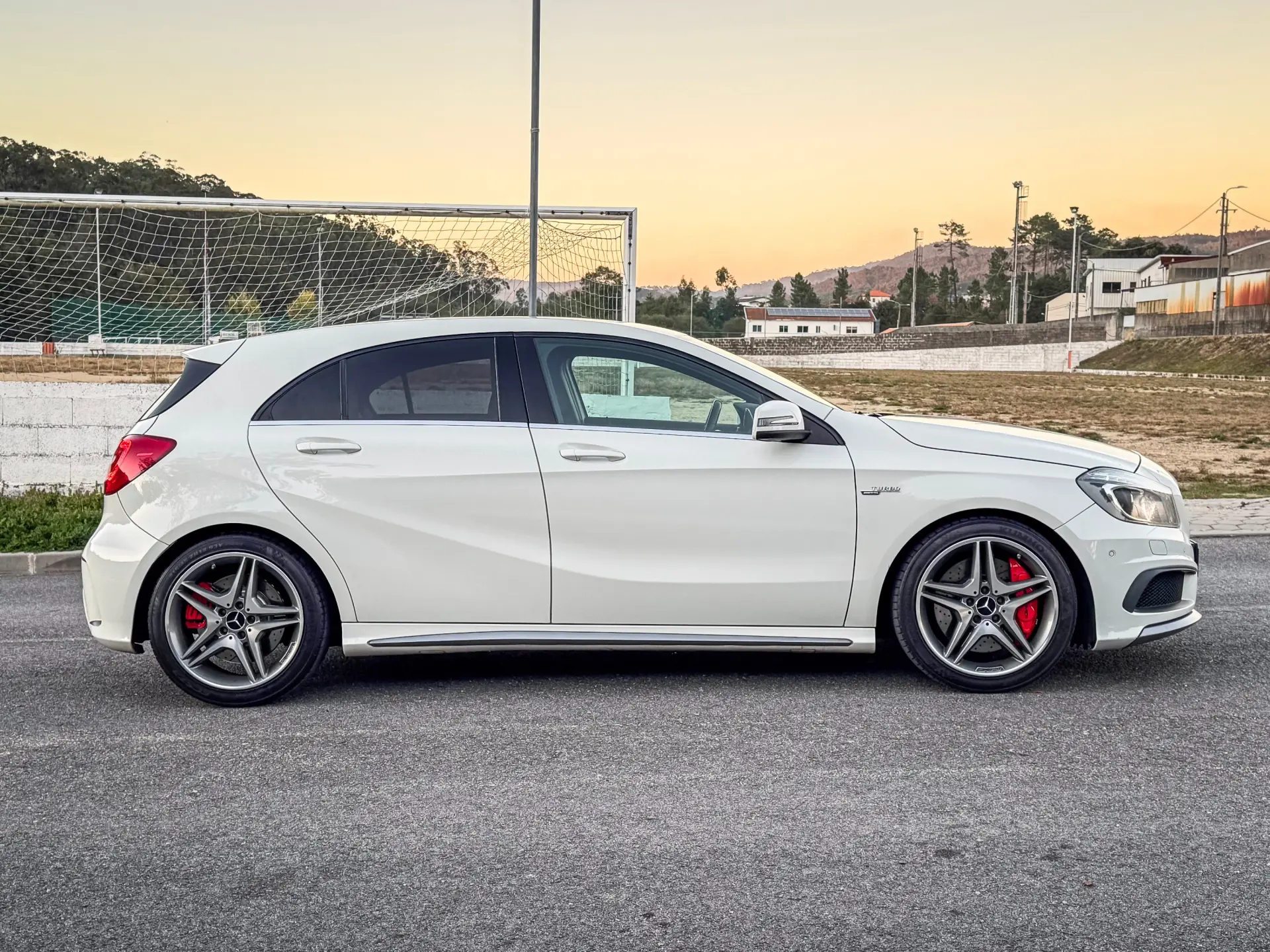 Mercedes-Benz A 45 AMG 4Matic Speedshift 7G-DCT 6