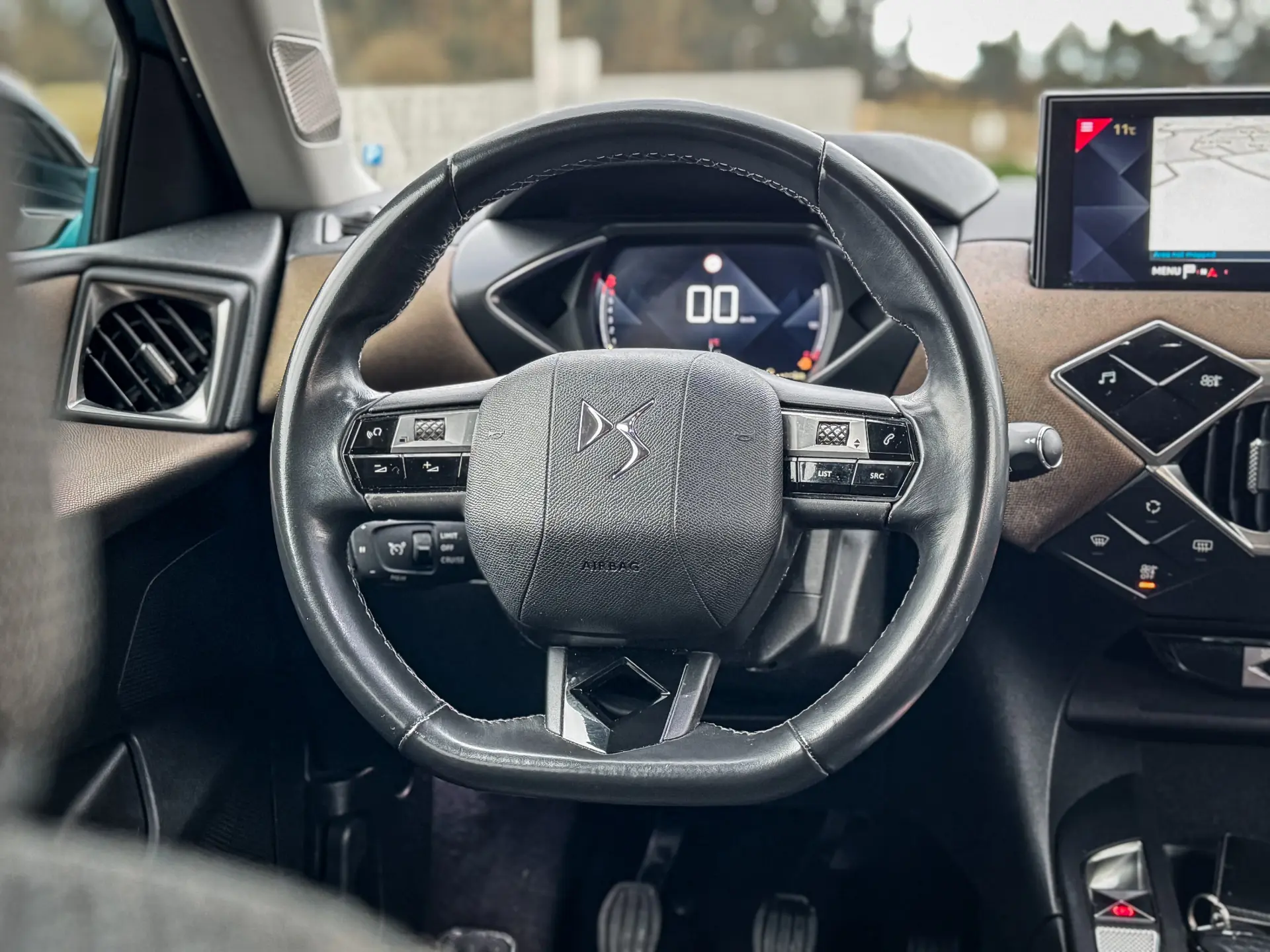 DS DS3 Crossback 1.2 PureTech Roofs of Paris 17