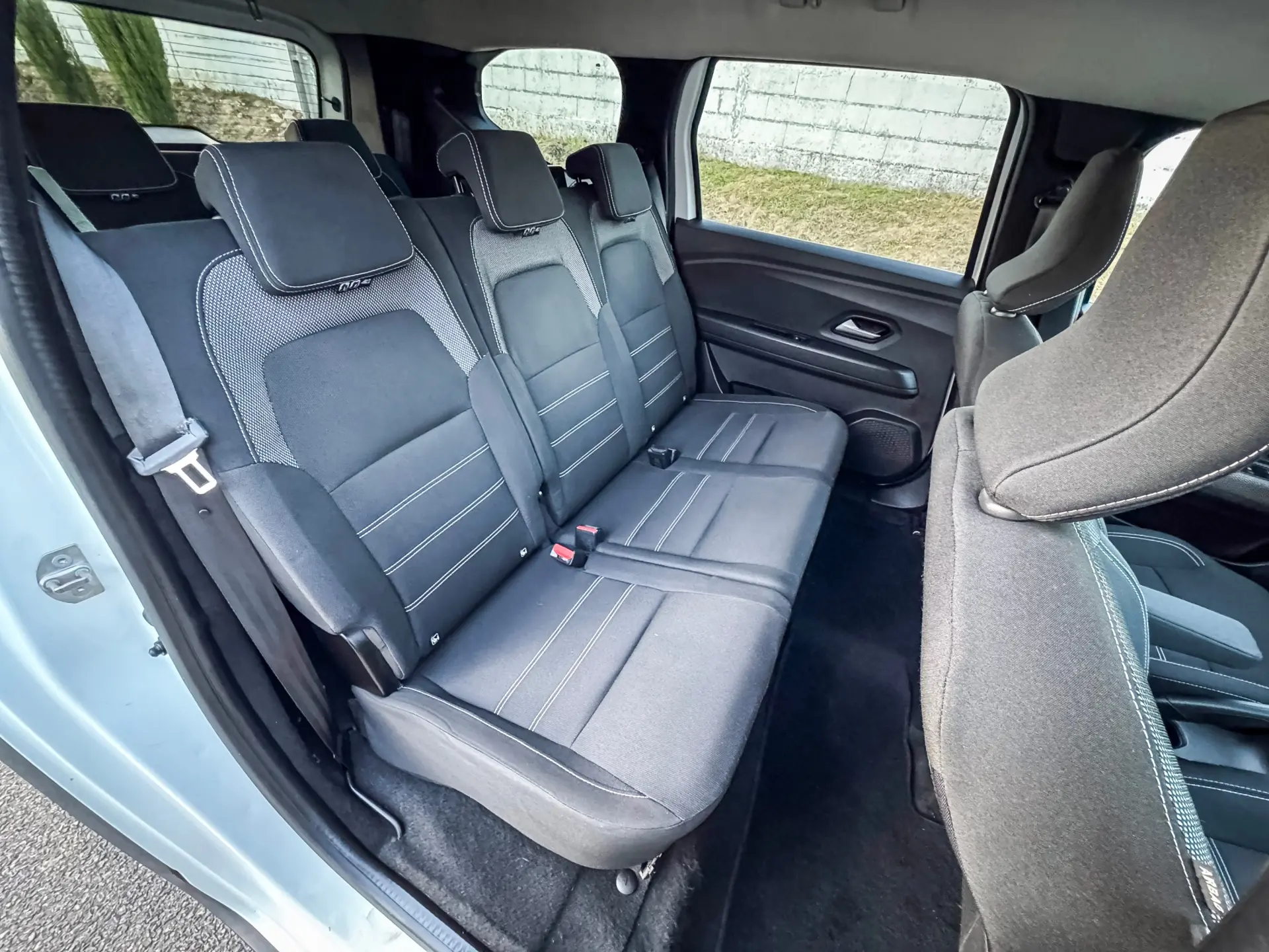 Dacia Jogger 1.0 ECO-G Expression 7L Bi-Fuel 16