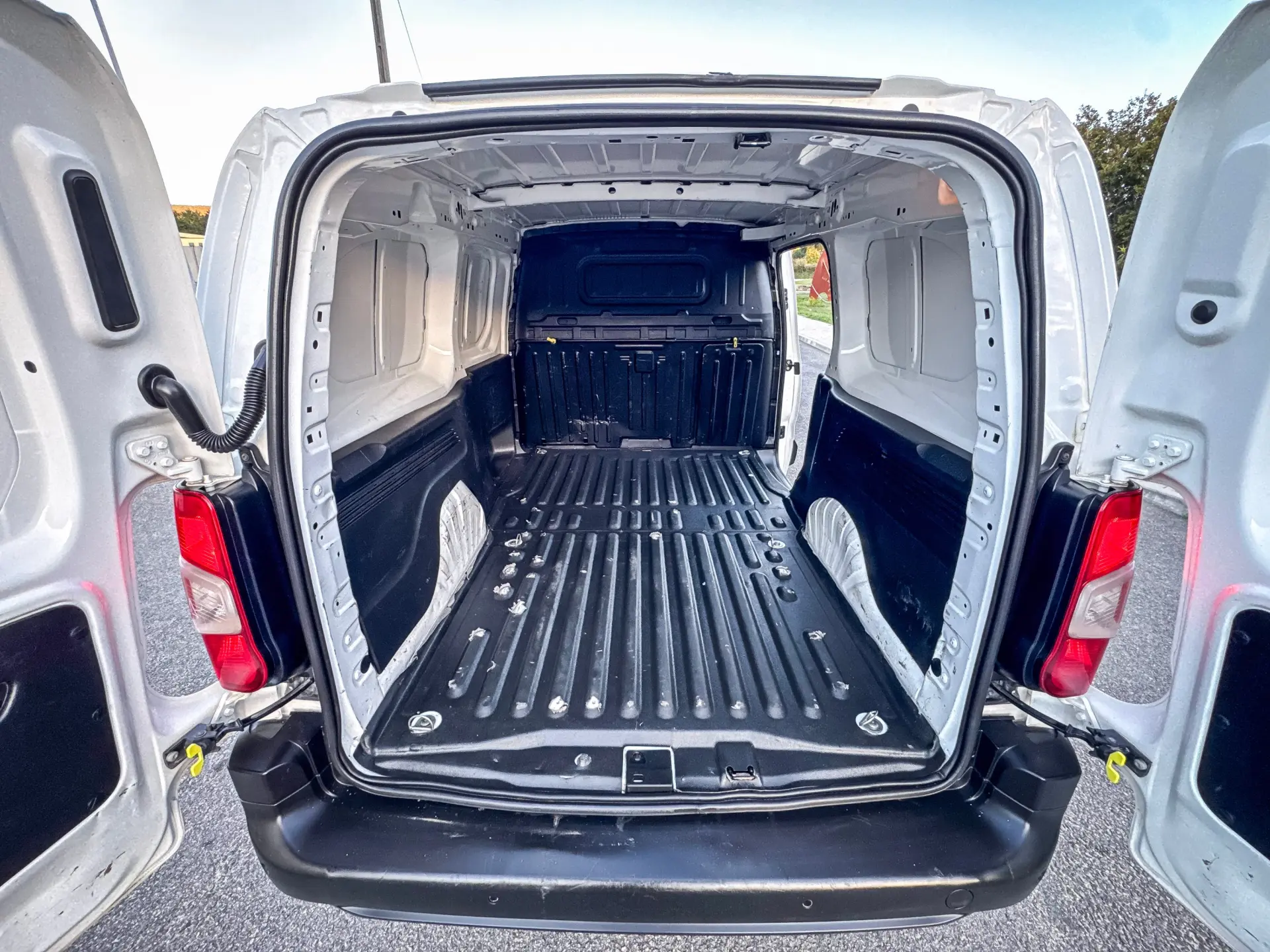 Opel Combo 1.5 CDTi L1H1 Elegance Plus 10