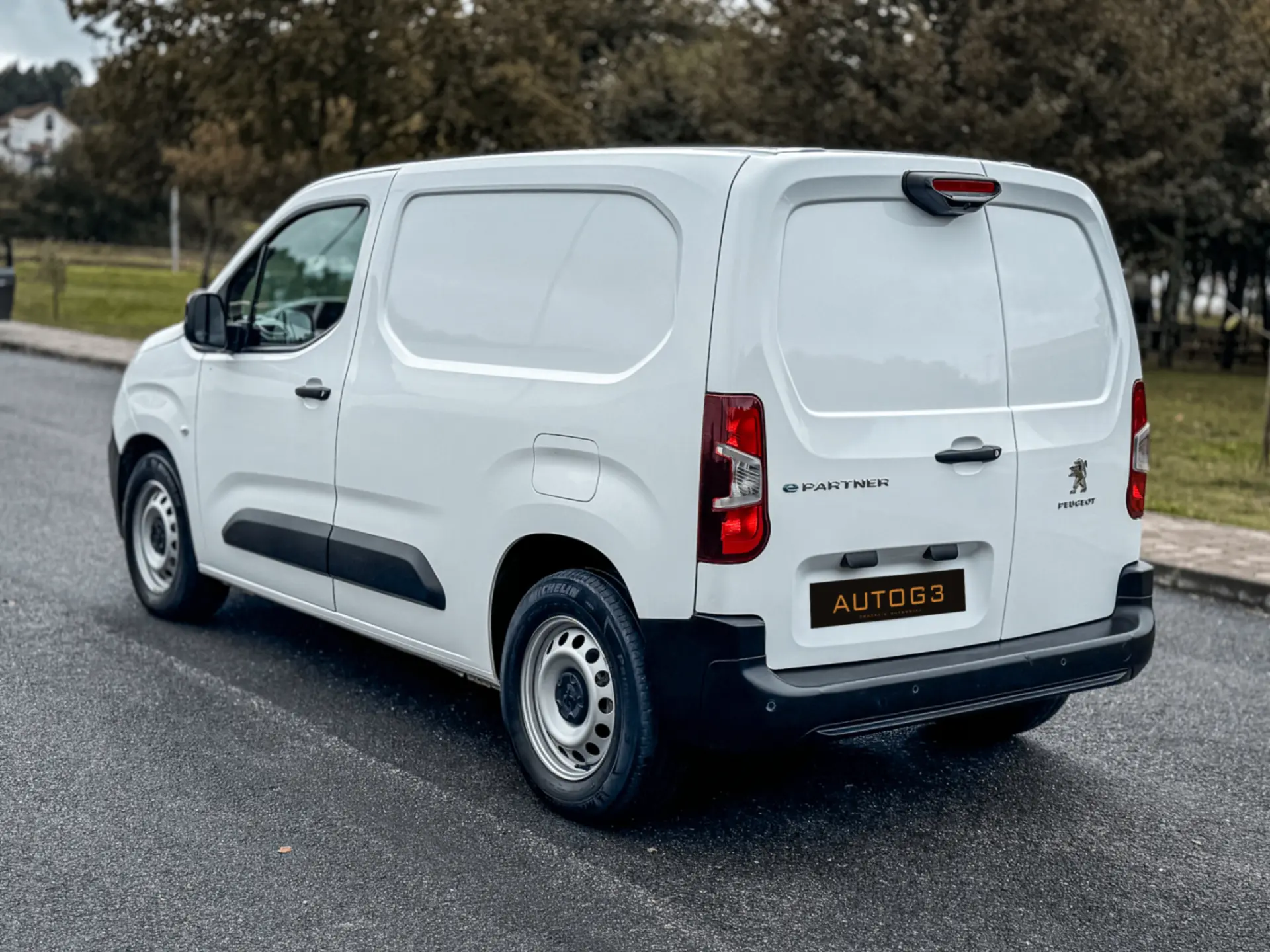 Peugeot e-Partner L2 FlexCab (50kWh) Pro 8