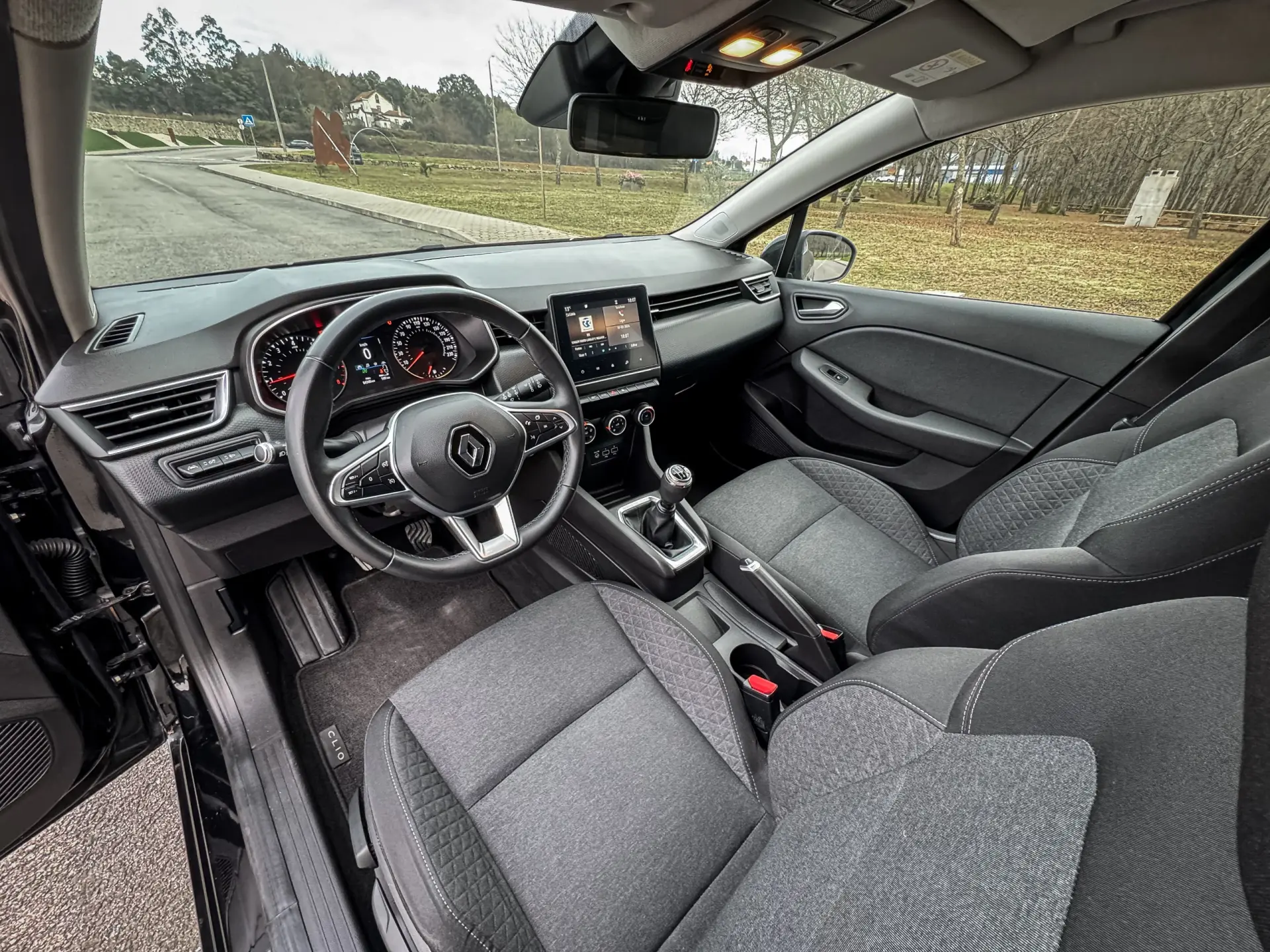 Renault Clio 1.0 TCe Intens 15