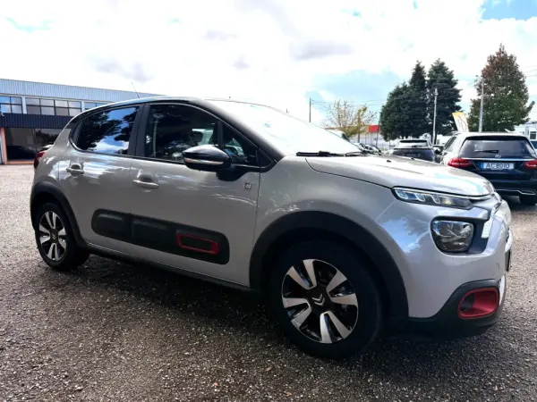 Citroën C3 1.2 PureTech C-Series 6
